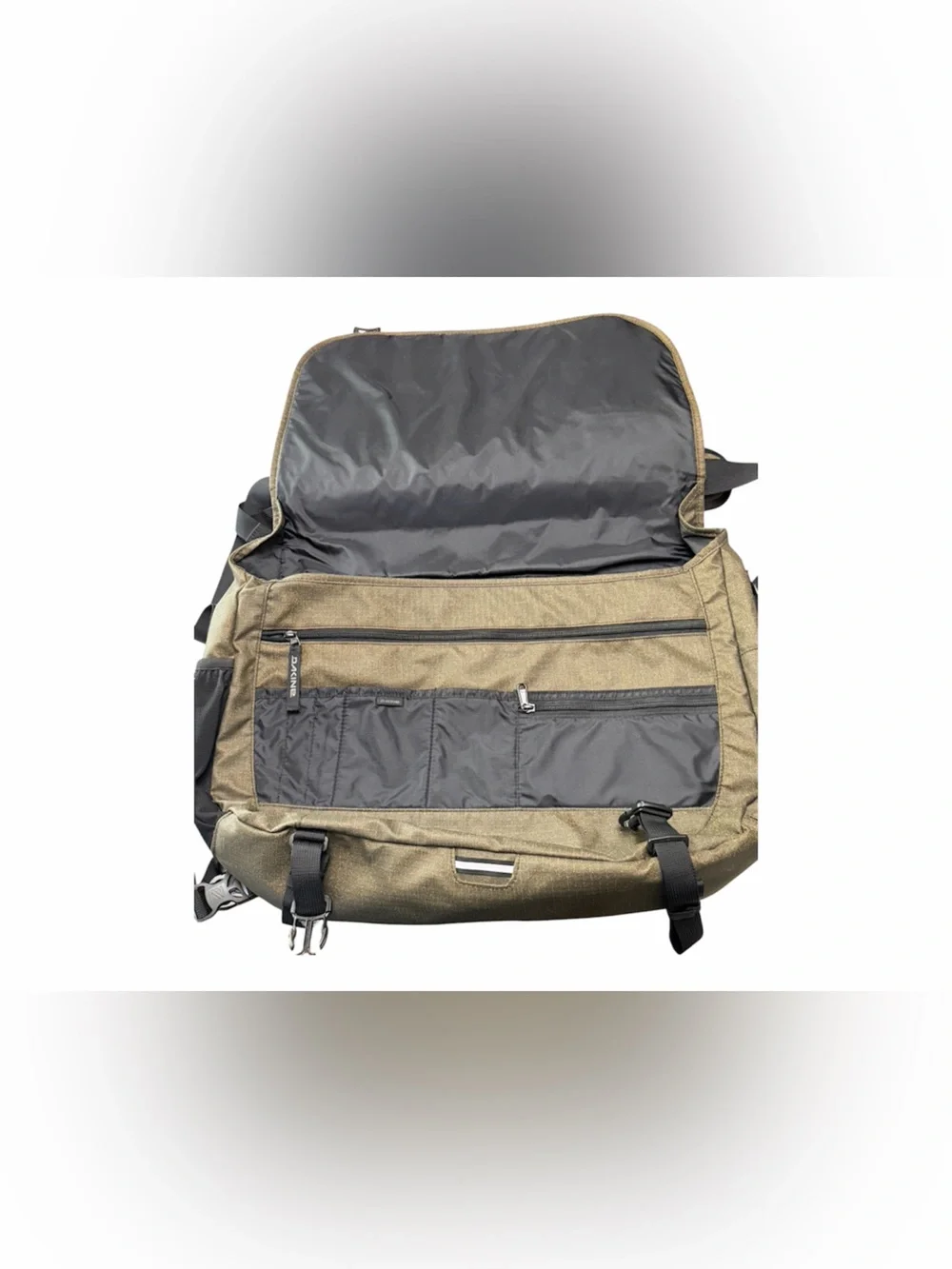 Dakine messenger bag